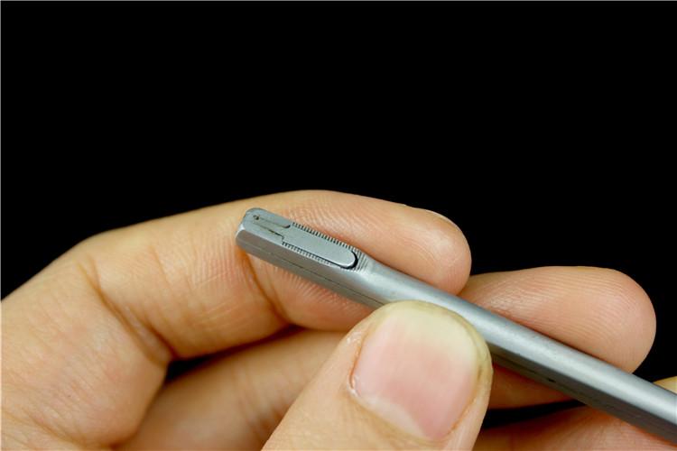 精细与信赖 沪产“金钟”鼻咬骨钳在现代耳鼻喉科手术中的应用解析